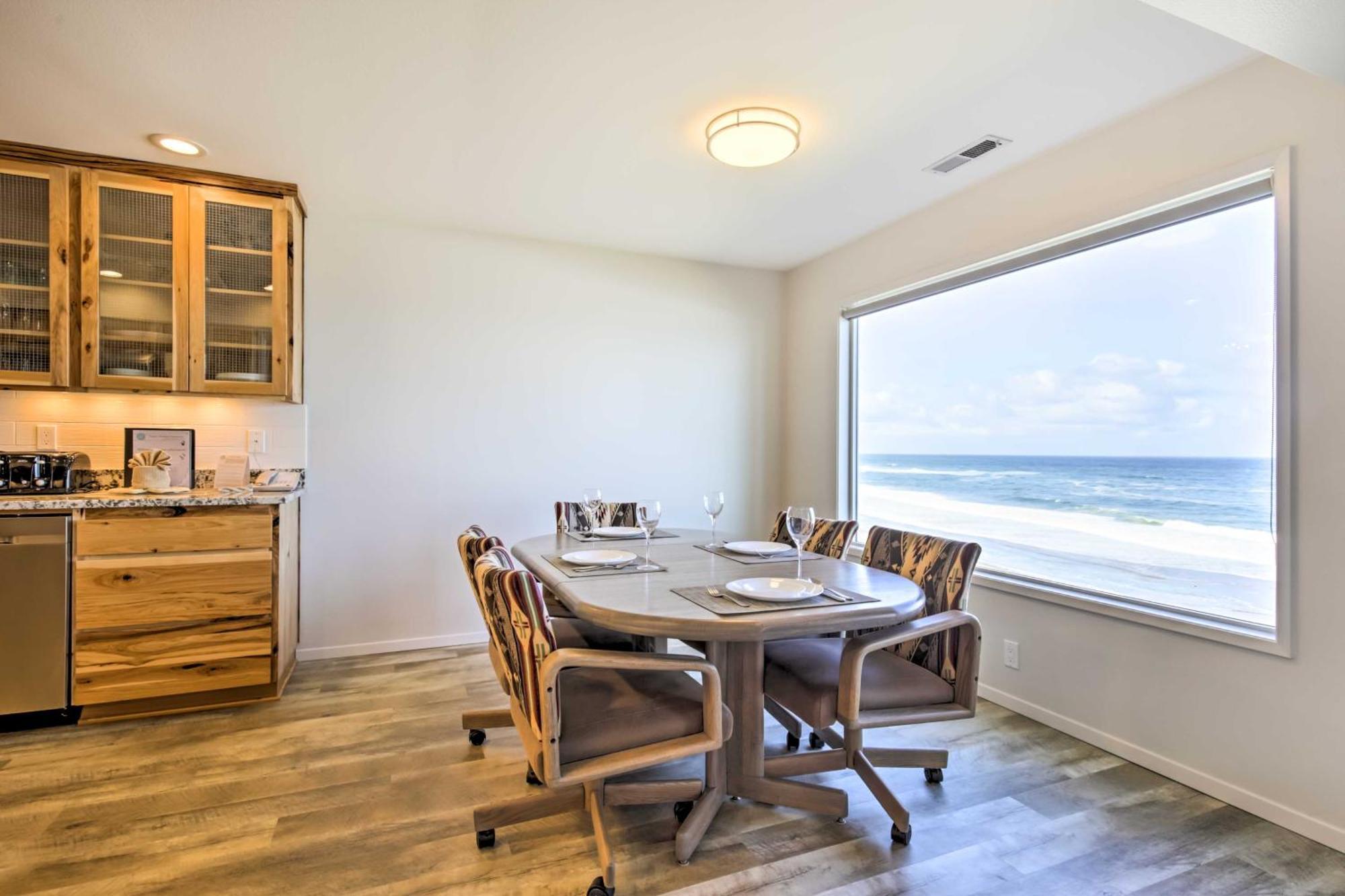 Beachfront Lincoln City Condo-Patio And Pool Access! Exterior foto